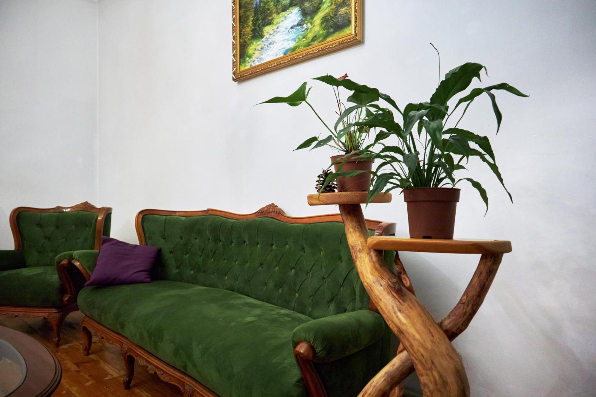 Sweet Vibe Hotel Almaty Exterior foto